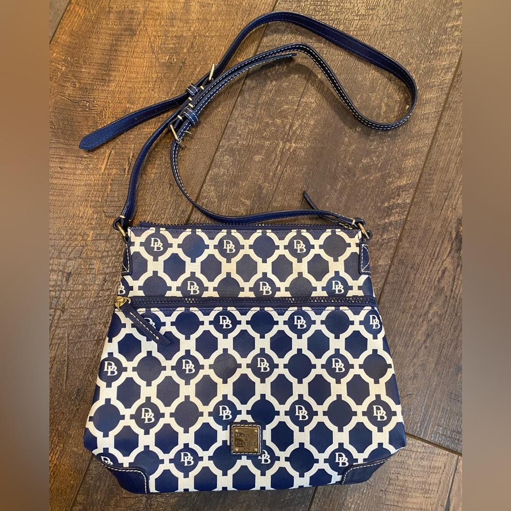 Dooney & Bourke Crossbody